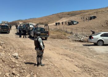 Persecución y balacera deja un detenido y una camioneta asegurada