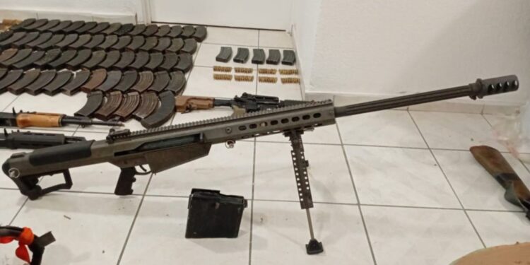 Aseguran artefactos explosivos, armas y municiones en la zona rural de Mazatlán