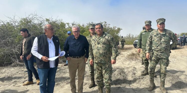 Supervisa gobernador Rocha terrenos donde podría ser ubicado el Sector Naval en Altata