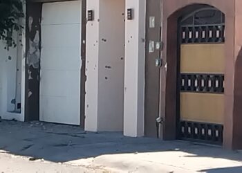 Atacan otra casa en Villas del Real con rifles AK-47, “Cuernos de Chivo”