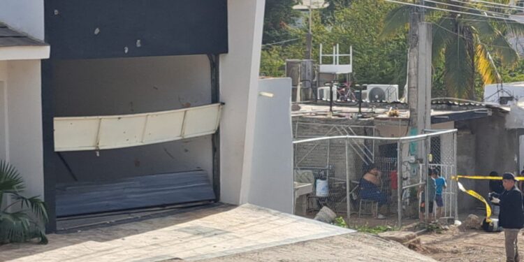 Atacan a balazos un domicilio de la colonia Lázaro Cárdenas