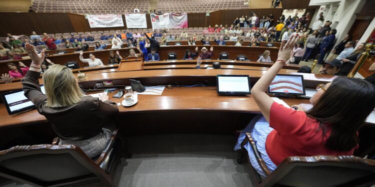 Congreso aprueba reforma constitucional en materia de simplificación administrativa y digitalización