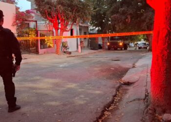 Ejecutan a balazos a un hombre en un inmueble donde se venden drogas