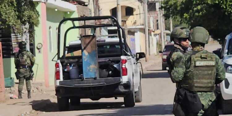 Levantan a dos adultos y dos menores de edad en Navolato