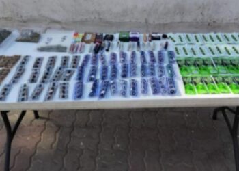 Grupo Interinstitucional asegura diversas dosis de presunta droga en Navolato