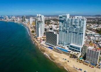 Mazatlán se consolida como uno de los destinos turísticos a visitar en el país, a pesar de la inseguridad que priva en el estado de Sinaloa