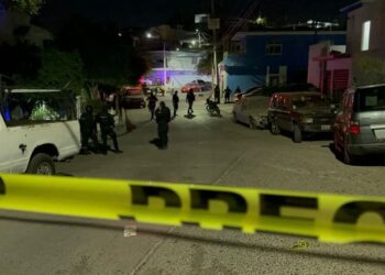 Asesinan a dos hombres en la colonia Benito Juárez