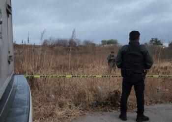 Hallan a un hombre asesinado en un valdio de la colonia La Costera