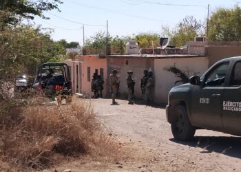 Atacan a militares con explosivos lanzados desde el aire con drones en La Limita de Itaje