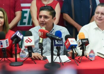Decir que Malova me puso al frente del PRI , “es como si fuera un mono de pastel”: César Emiliano Gerardo
