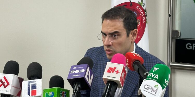 No se logra levantar la bandera de la paz a casi siete meses de violencia en Sinaloa: Bernardino Antelo