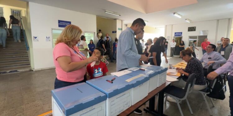 Elección a rector de la UAS fue un avance, aún se tiene que perfeccionar normatividad: Tere Guerra