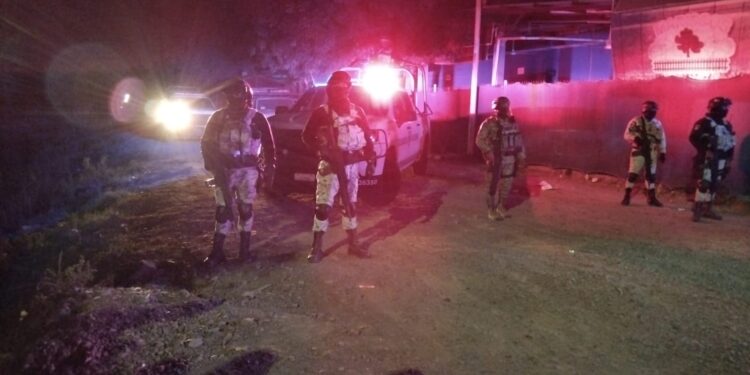 Hallan a un hombre asesinado a balazos cerca de “La Costerita”