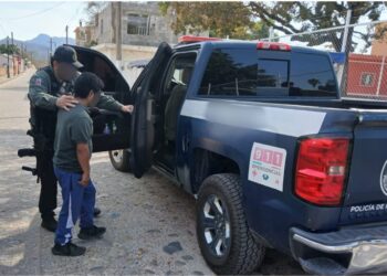 Rescatan a joven en Concordia