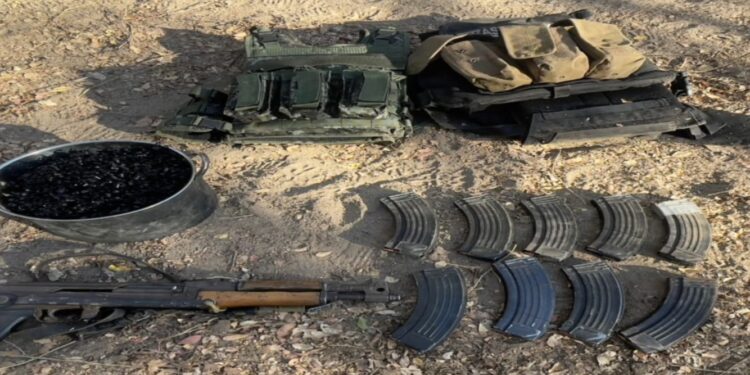 Grupo Interinstitucional asegura arma, cargadores y equipo táctico en Mazatlán