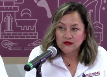 Vocería de SSPE confirma incendio de vehículos junto al Archivo de FGE