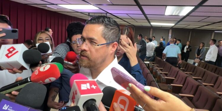 Civil herido en Badiraguato registra herida en mandíbula de seriedad: Cuitlahuac González