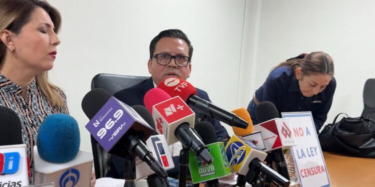 PAN solita a diputados votar a favor de dictamen de juicio político contra Vargas y García Castro