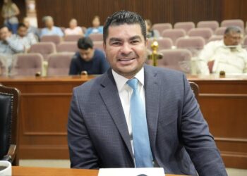 Confirman que mañana en la noche Congreso votará desafuero de Vargas y García Castro