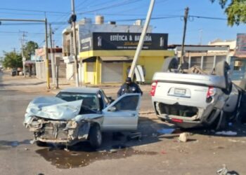 Colisión de auto y camioneta deja tres lesionados en la Guadalupe Victoria