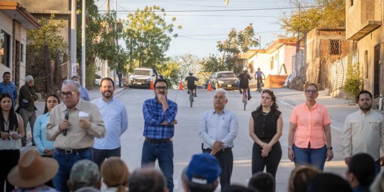 Tras 50 años de espera, vecinos de colonia Buenos Aires estrenan calles dignas y funcionales