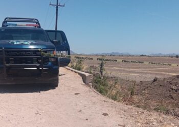 Hallan a una persona sin vida en envuelta en hules negros cerca de Mocorito