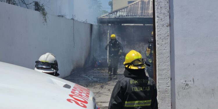 Tres viviendas se incendian en la colonia CNOP