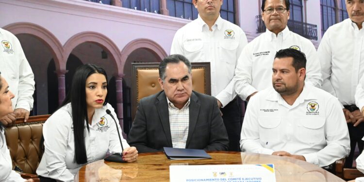 En el marco del Día del Trabajo, el Rector Jesús Madueña Molina refrenda su compromiso y agradecimiento con la gran base trabajadora de la UAS