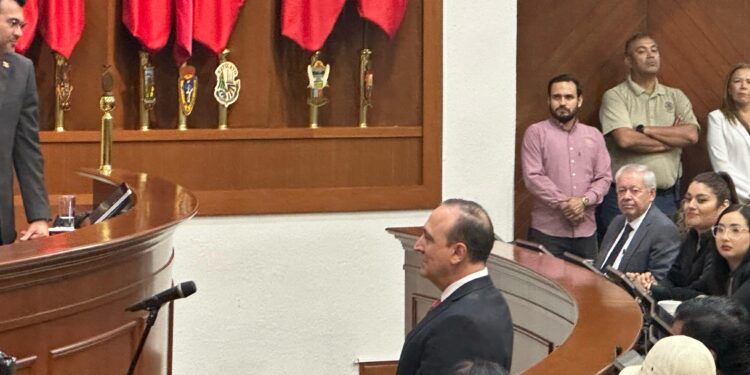 Congreso aprueba por unanimidad nombramiento de Antonio Menéndez como alcalde sustituto de Ahome