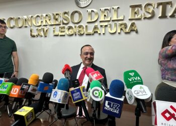 Alcalde sustituto de Ahome anuncia que pondrá “muchas escobas contra la corrupción” en el municipio