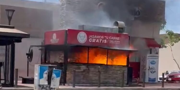 Se queman asadores de carne en Valle Alto