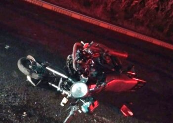 Muere joven motociclista al chocar por alcance contra camioneta en Navolato
