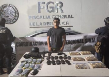 Detienen a hombre armado y con vehículo robado en el fraccionamiento Albaterra