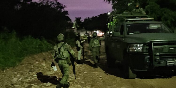 Asesinan a dos entre Badiraguato y Chihuahua