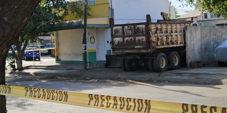Asesinan en su casa a un vecino de la colonia Jardines del Valle