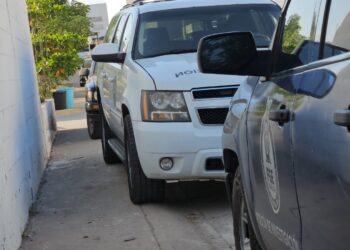 Levantan a padre y sus dos hijos en Villas del Real