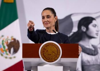 Claudia Sheinbaum prepara una reforma para eliminar la autonomía de la FGR y las fiscalías estatales