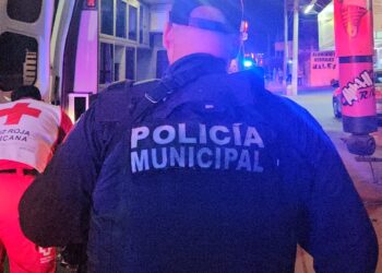Acribillan a balazos a tres jóvenes en expendio de cerveza de El Diez