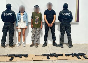 Detienen a 6 civiles en poder de armas de fuego y vehículos en Culiacán