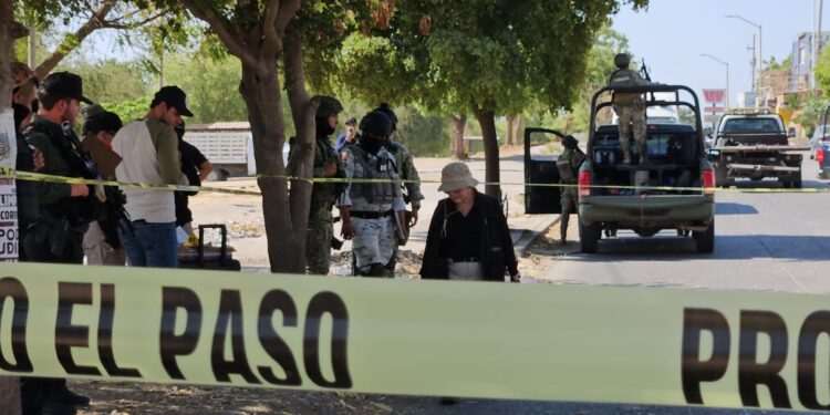 Asesinan con AK-47 a motociclista en Vista Hermosa