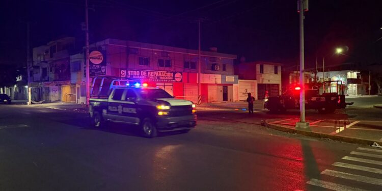 Atacan con “Cuernos de Chivo” a “lavacarros” y muere horas después en un hospital