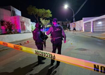 Localizan a un hombre asesinado y emplayado en la colonia Guadalupe