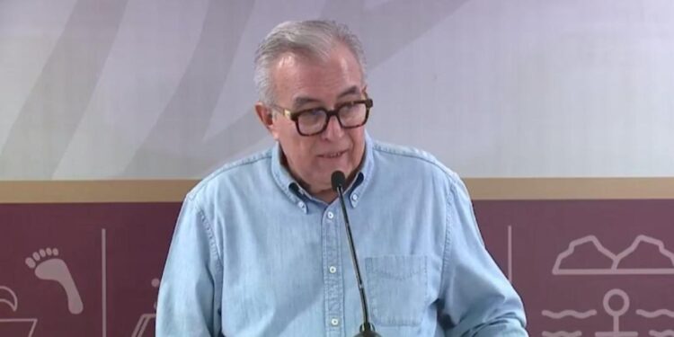 El Gobernador de Sinaloa critico la falta de atención de IMSS Bienestar para otorgar bases a trabajadores