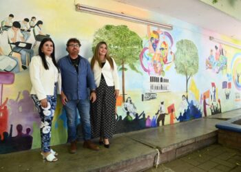 Comprometida con la construcción de paz, la UAS develan murales de paz en la Preparatoria Central Diurna