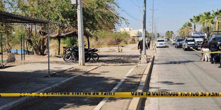 Ejecutan a balazos a tres motociclistas en en Fraccionamiento Los Ángeles