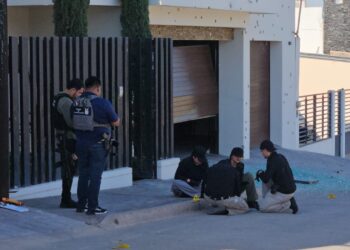 Atacan a balazos dos residencias en la colonia Lázaro Cárdenas