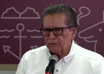Feliciano Castro confirma clases virtuales en Navolato por operativos