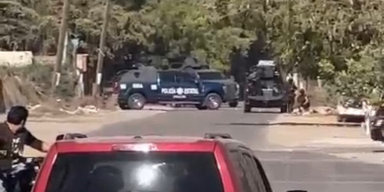 Van dos militares heridos en balacera en Navolato
