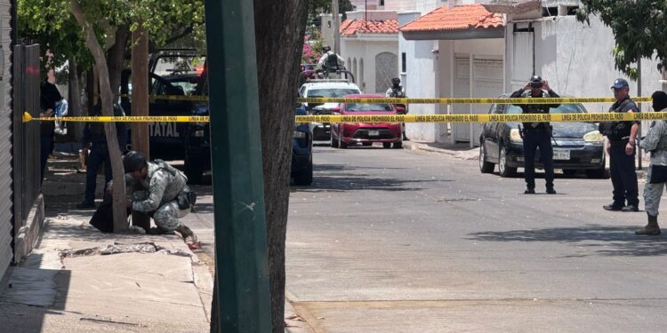 Abandonan artefactos explosivos en la colonia Popular