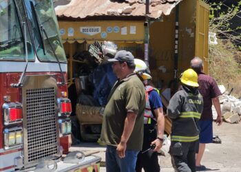 Se quema parte de una vivienda en la avenida Álvaro Obregón en la zona norte